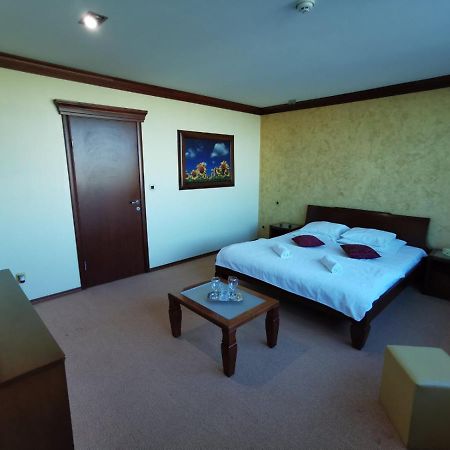 Panorama Apartman Novi Sad Exterior foto